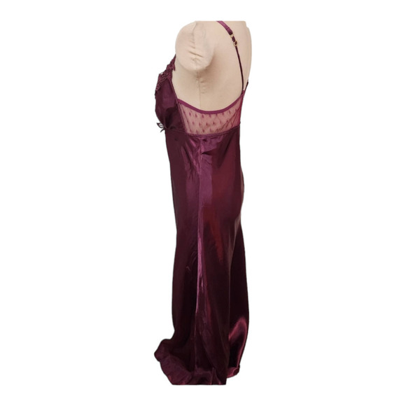 Flora by Flora Nikrooz Women's Stella Gown Maroon size medium - Picture 4 of 9